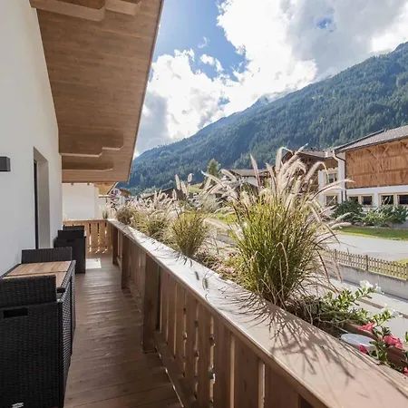 Seven Summits アパート