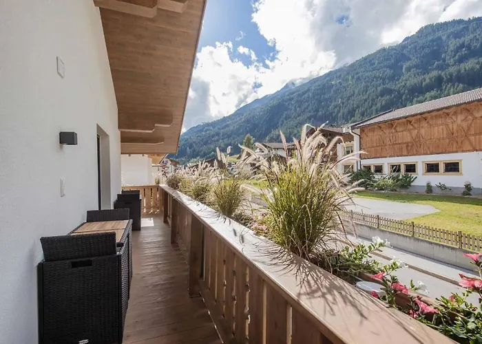 Seven Summits شقة